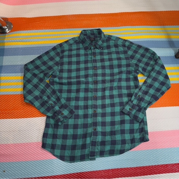 J. Crew Teal Navy Blue Plaid Flannel Button Up Shirt Men’s Size Medium - Picture 1 of 3
